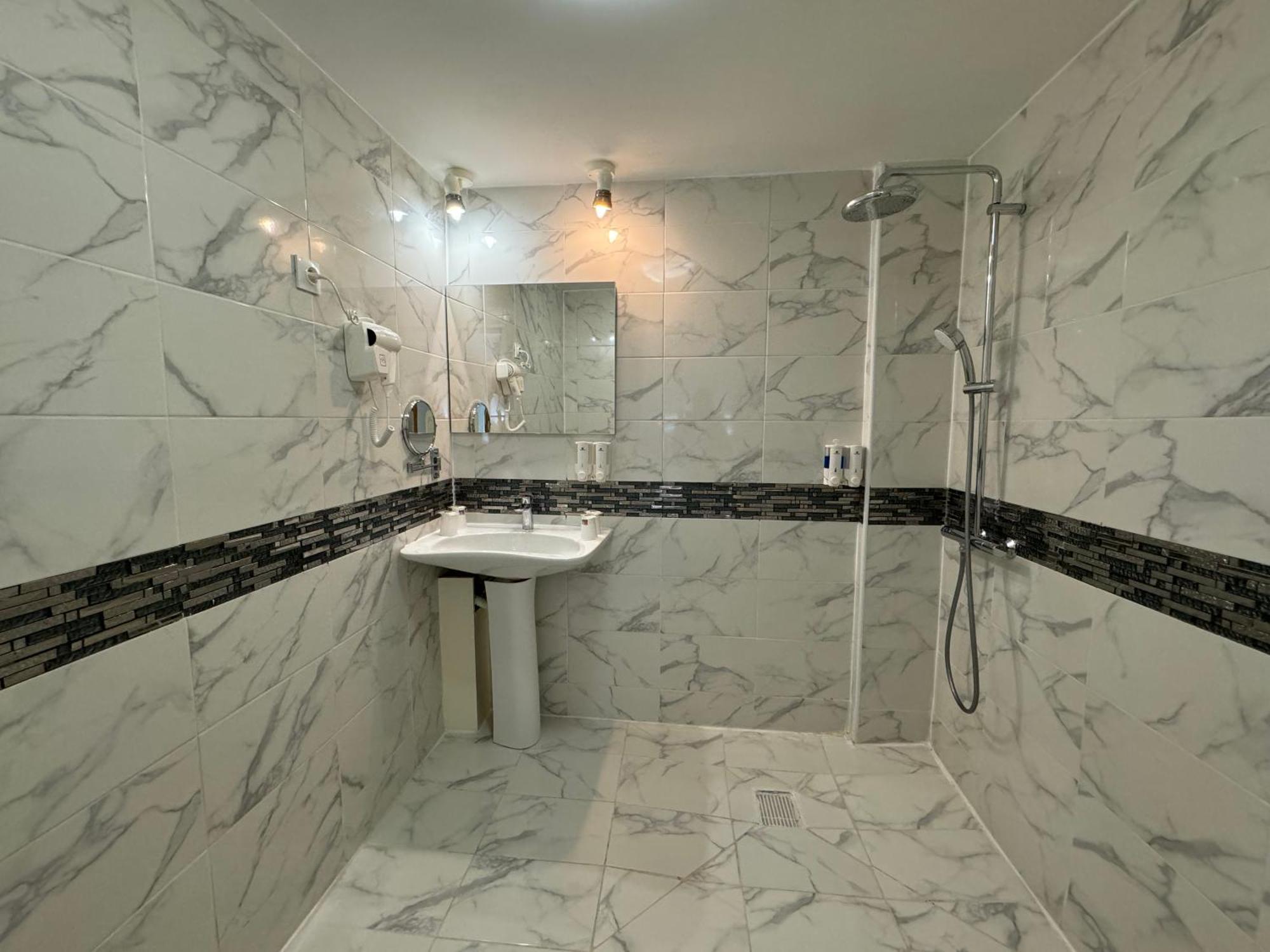 Hotel Grand Paris Villejuif Extérieur photo